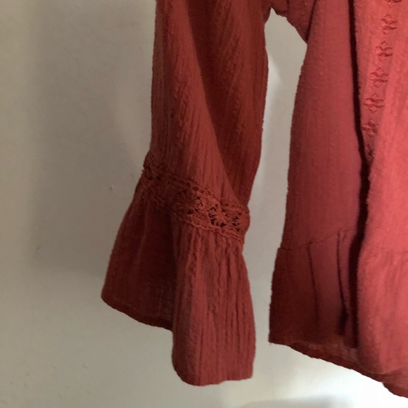 Top - Picture 3 of 4